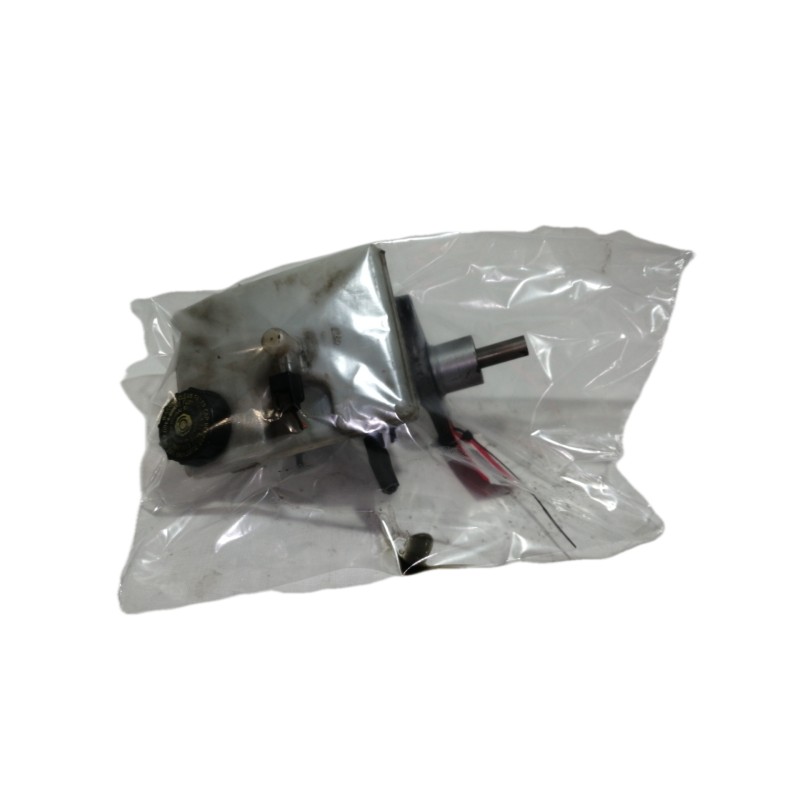 Recambio de bomba freno para renault master kombi l2h2 3,3t referencia OEM IAM 03350890491  