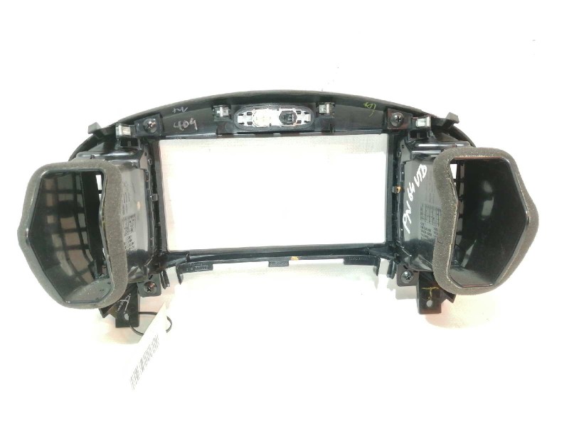 Recambio de rejilla aireadora para nissan juke (f15) tekna premium referencia OEM IAM 687501KE0A 68260BX80A 