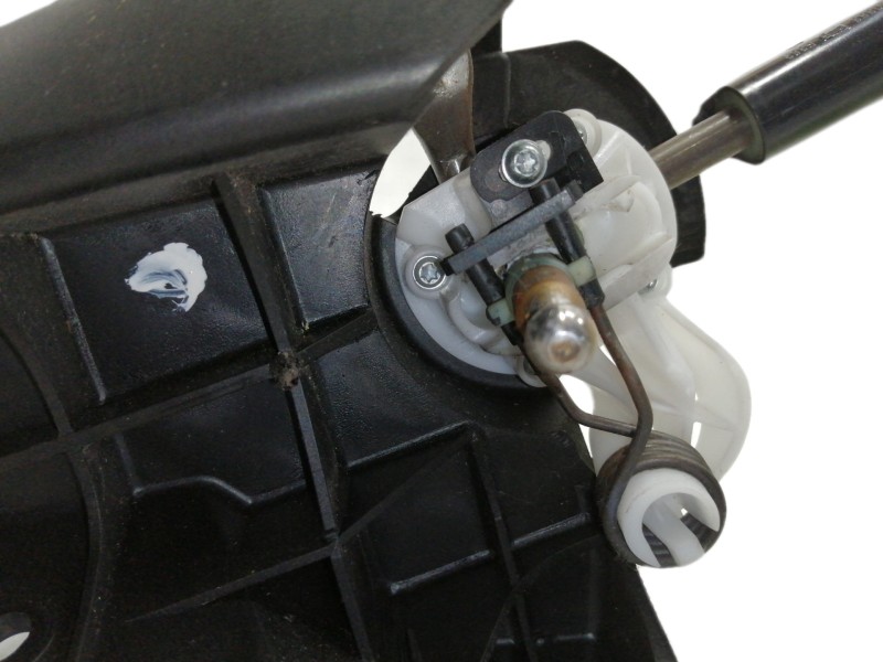 Recambio de palanca cambio para renault master kombi l2h2 3,3t referencia OEM IAM 8200970353  