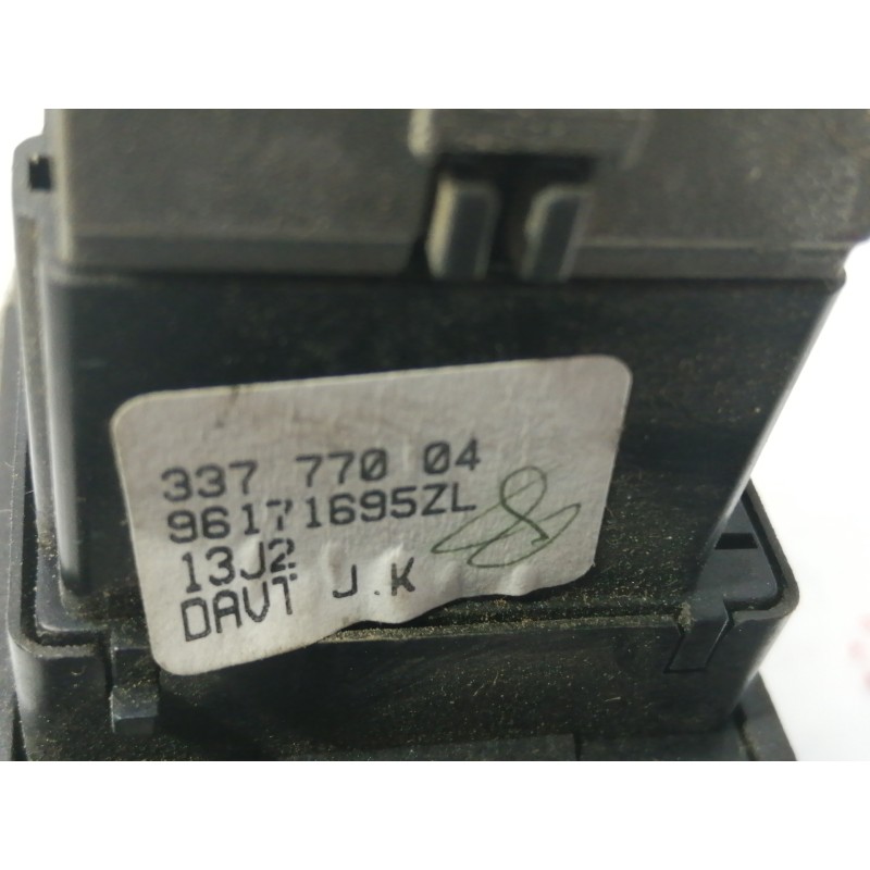 Recambio de mando multifuncion para peugeot 306 berlina 3/5 puertas (s1) style d referencia OEM IAM 9623337580  