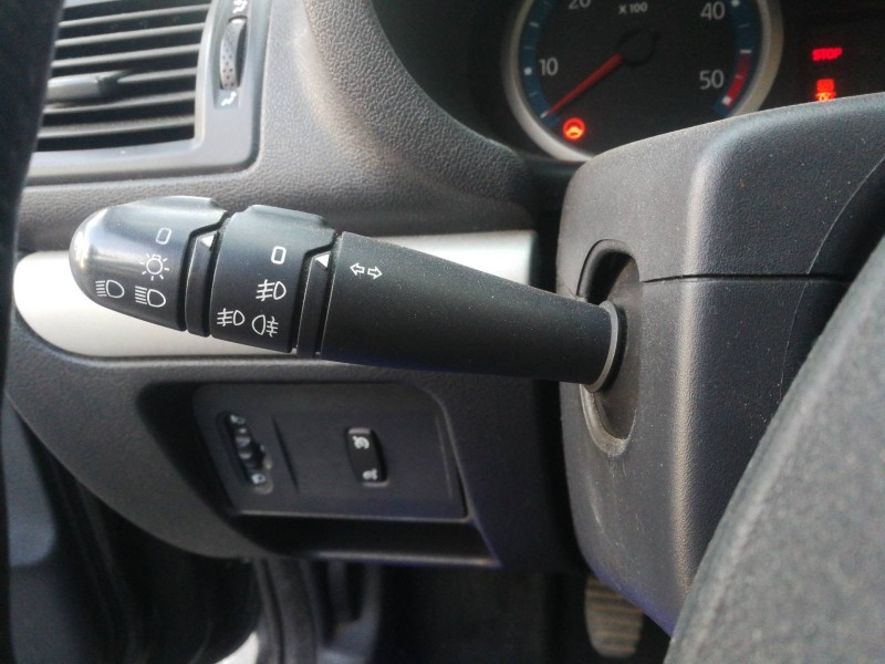 Recambio de mando luces para renault clio ii fase ii (b/cb0) campus referencia OEM IAM 61660150  