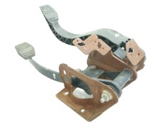 Recambio de pedal freno para ford fusion (cbk) ambiente referencia OEM IAM 2S617A543AC  