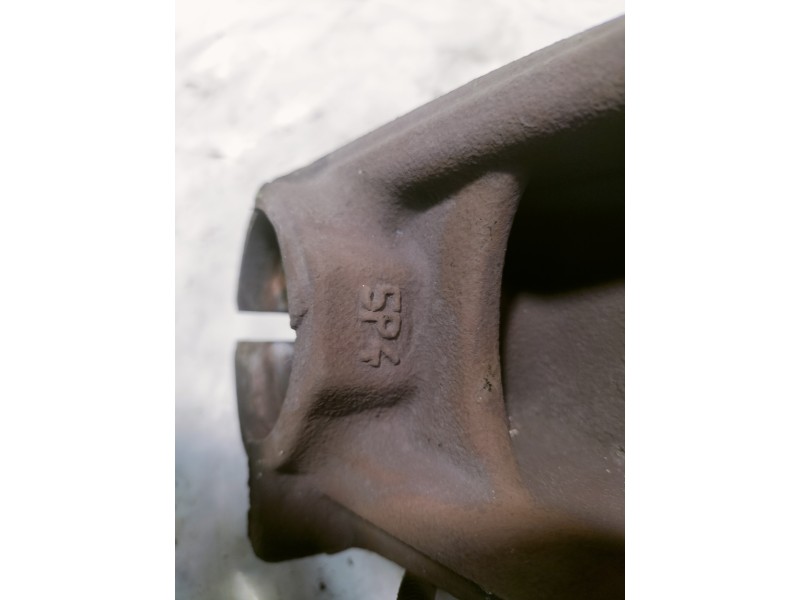 Recambio de mangueta delantera izquierda para citroën c3 lx referencia OEM IAM 364691 5P4 364690 