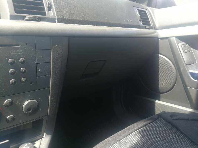 Recambio de guantera para opel vectra c berlina comfort referencia OEM IAM 13151872  