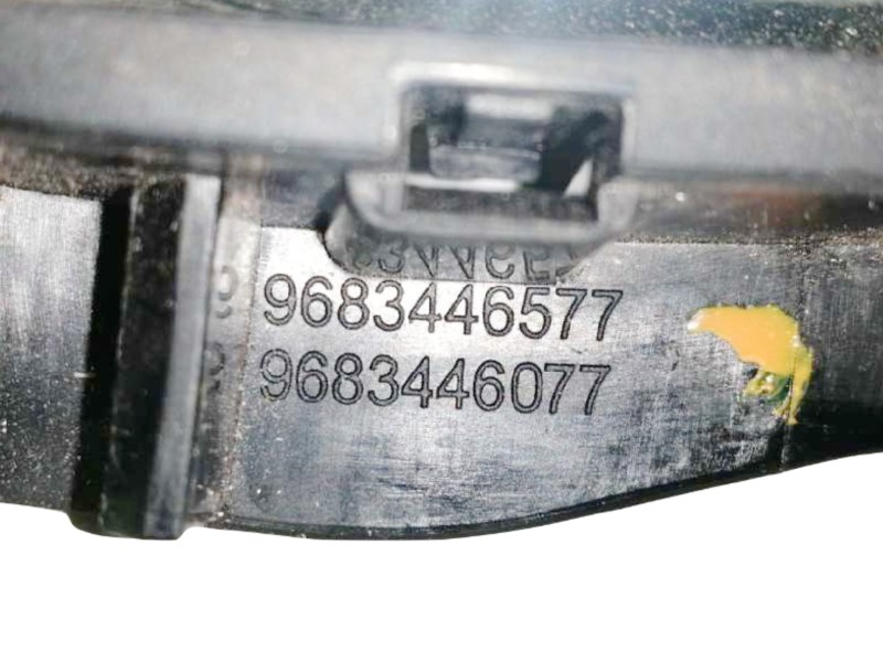 Recambio de maneta interior delantera derecha para citroën c3 lx referencia OEM IAM 9683446577  