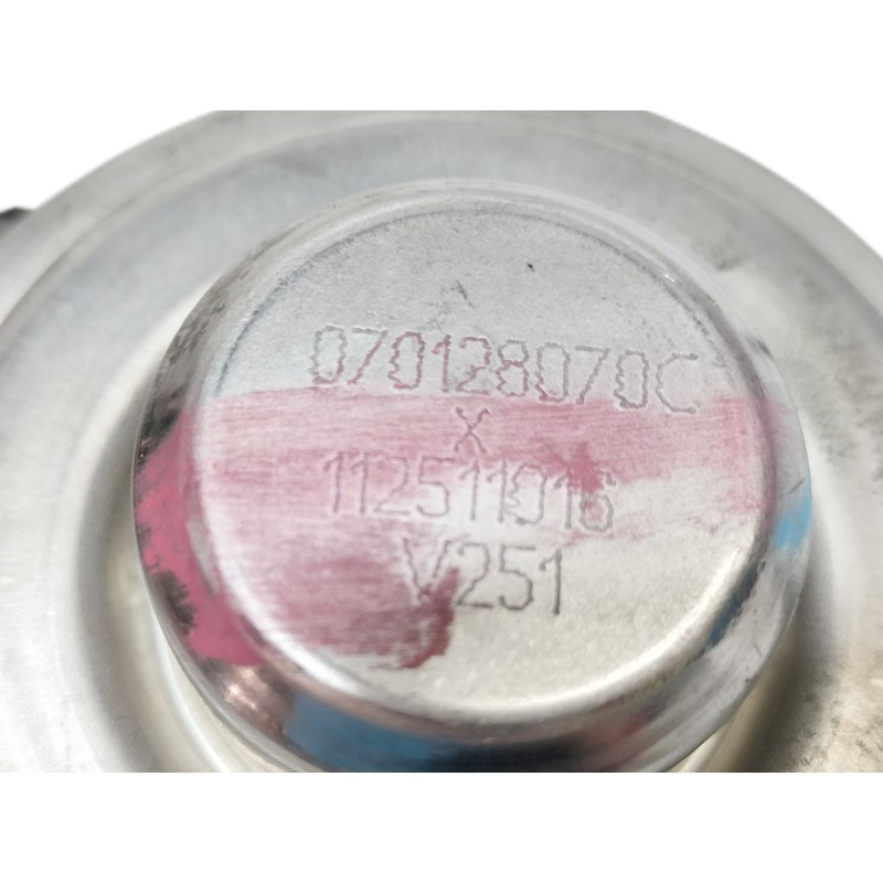 Recambio de valvula egr para volkswagen touareg (7la) tdi r5 referencia OEM IAM 070128070C  