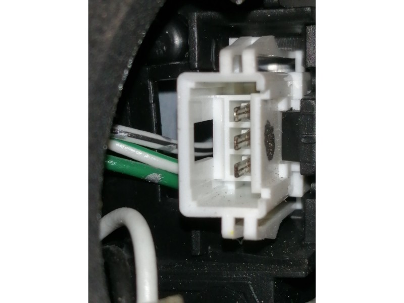 Recambio de piloto trasero derecho para lexus is200 (ds2/is2) 220d referencia OEM IAM 8155153162  SIN PORTALAMPARAS