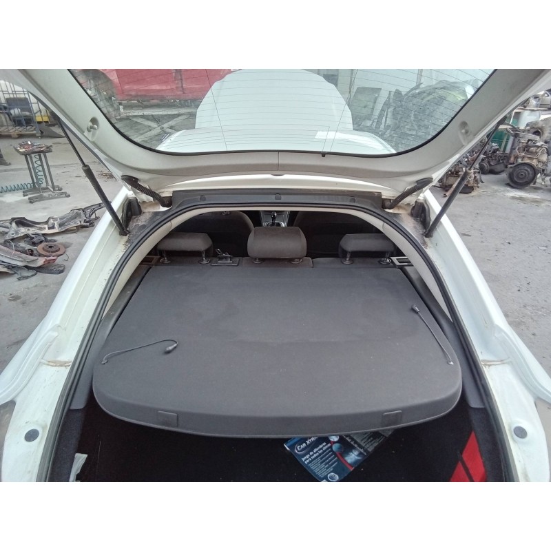 Recambio de bandeja trasera para opel insignia berlina cosmo referencia OEM IAM   