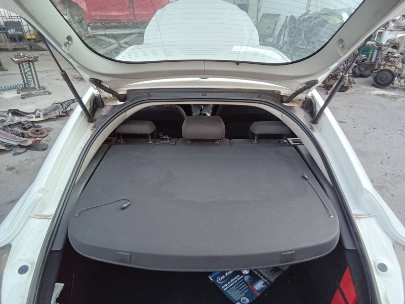 Recambio de bandeja trasera para opel insignia berlina cosmo referencia OEM IAM   