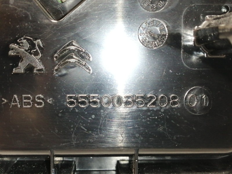 Recambio de cuadro instrumentos para peugeot 3008 active referencia OEM IAM 9810394480 503003520115 5550035208