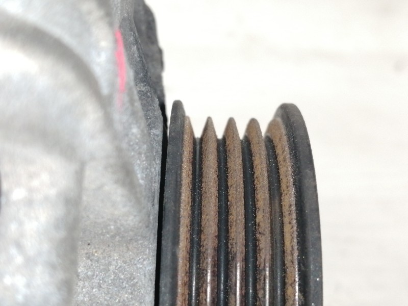 Recambio de alternador para nissan micra c+c (ck12e) acenta referencia OEM IAM TG8S019  