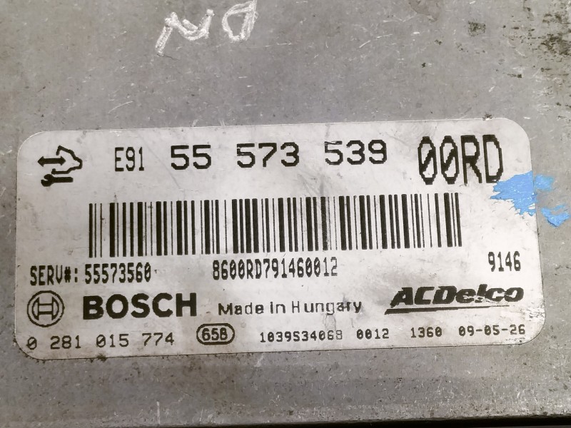 Recambio de centralita motor uce para opel insignia berlina cosmo referencia OEM IAM 55573539 0281015774 / 55573560 1039534068 /