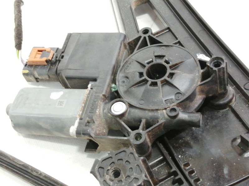 Recambio de elevalunas delantero derecho para peugeot 3008 active referencia OEM IAM 9811791280 981048888000 B03431 G112676 1561