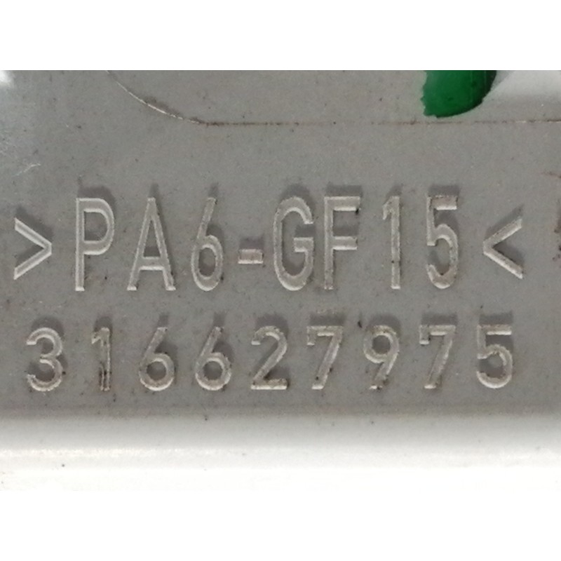 Recambio de luz interior para opel insignia berlina cosmo referencia OEM IAM 13285100 00982900 316627975