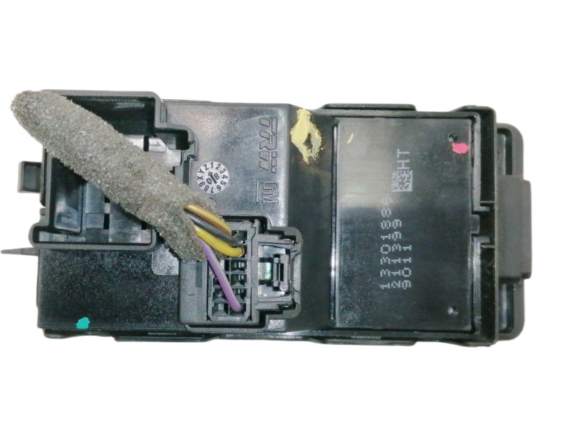 Recambio de mando elevalunas delantero derecho para opel insignia berlina cosmo referencia OEM IAM 13301886 13222229 211399