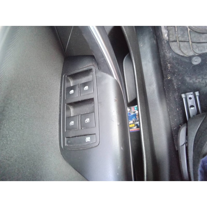 Recambio de mando elevalunas delantero izquierdo para opel insignia berlina cosmo referencia OEM IAM 13222224 13301743 / 211426 