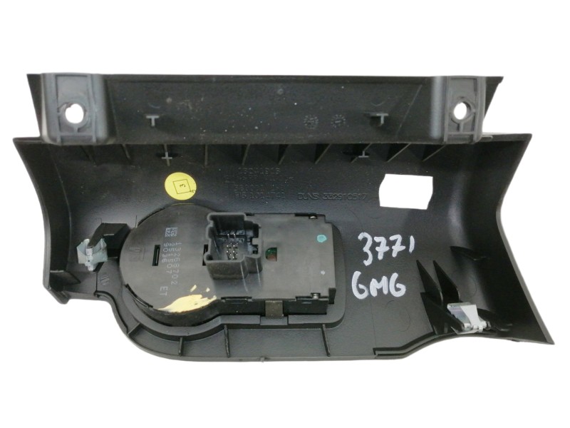 Recambio de mando luces para opel insignia berlina cosmo referencia OEM IAM 13268702 251507 13241913