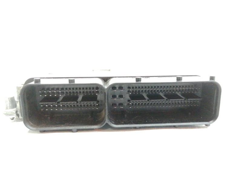 Recambio de centralita motor uce para volkswagen polo advance referencia OEM IAM 05C907394D 42101001 42011906