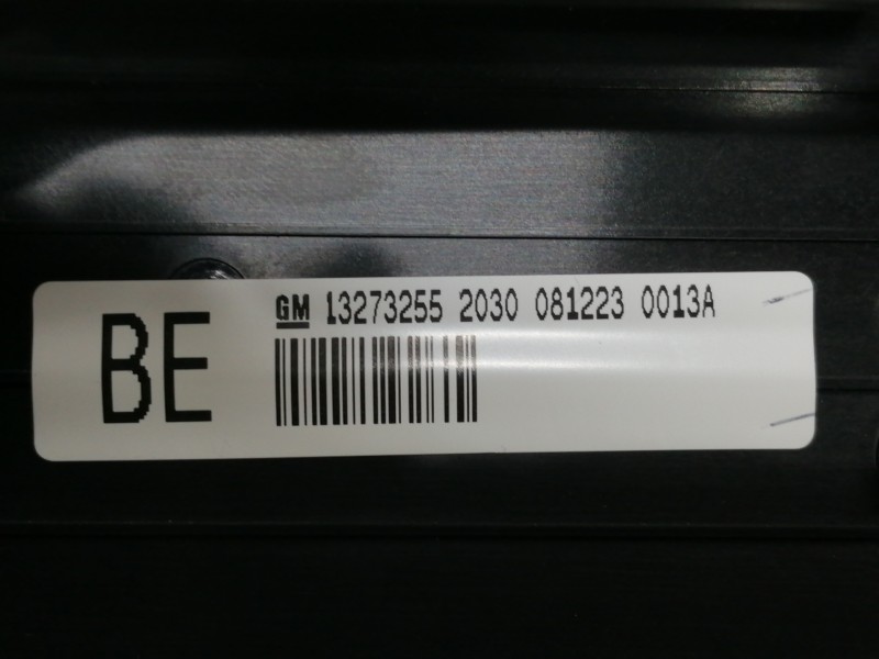 Recambio de mando multifuncion para opel insignia berlina cosmo referencia OEM IAM 13273255  