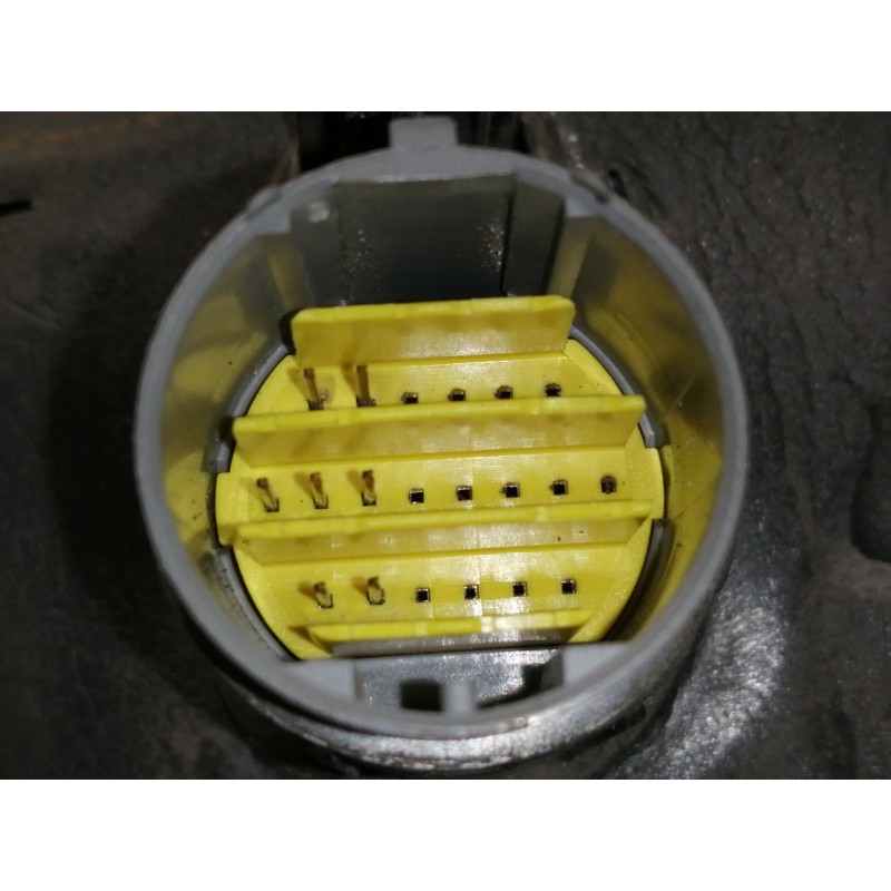 Recambio de retrovisor izquierdo para renault laguna ii grandtour (kg0) dynamique referencia OEM IAM 014128  