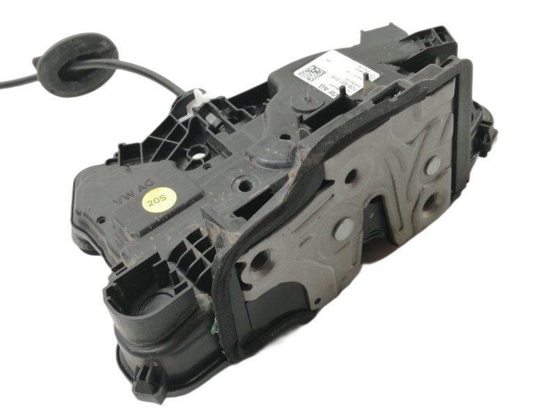 Recambio de cerradura puerta delantera derecha para volkswagen polo advance referencia OEM IAM 10B837016 E18753103 A048315