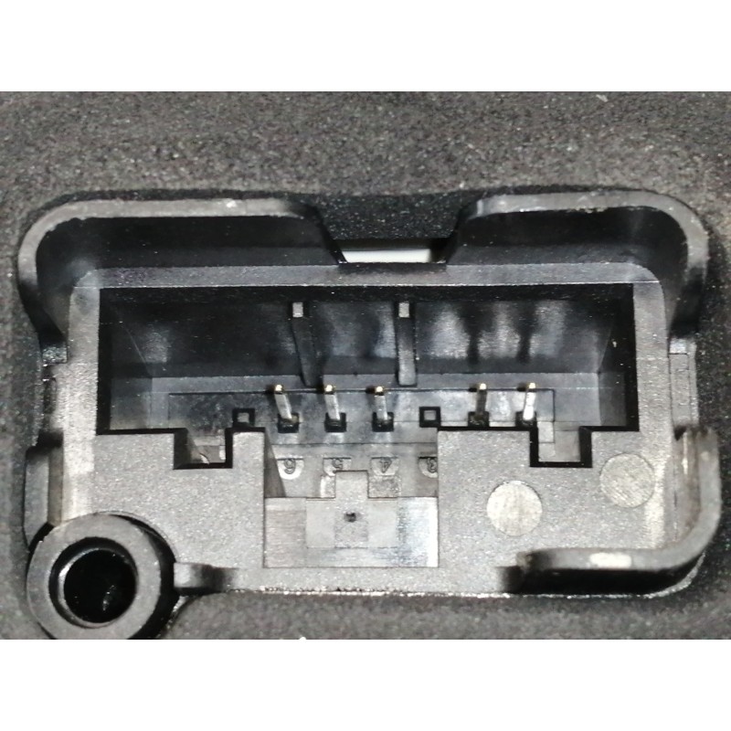Recambio de cerradura puerta delantera derecha para volkswagen polo advance referencia OEM IAM 10B837016 E18753103 A048315