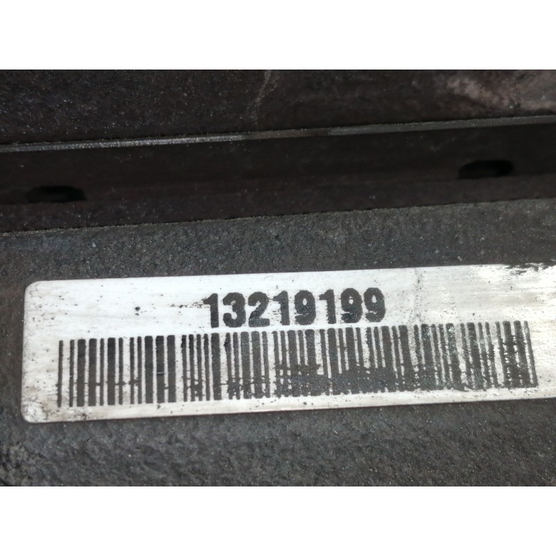 Recambio de pinza freno delantera derecha para opel insignia berlina cosmo referencia OEM IAM 13219199  