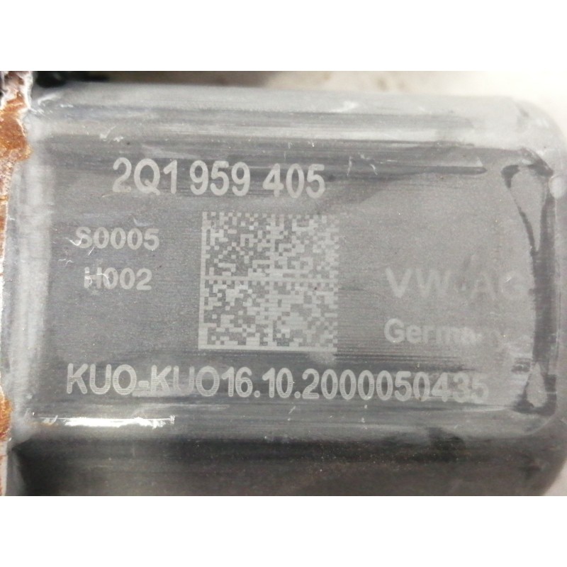 Recambio de elevalunas delantero izquierdo para volkswagen polo advance referencia OEM IAM 2G4837461B VW27007S 2Q1959405 0130822