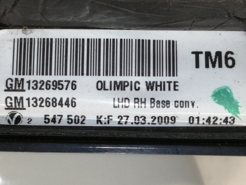 Recambio de retrovisor derecho para opel insignia berlina cosmo referencia OEM IAM 13269576 13268446 