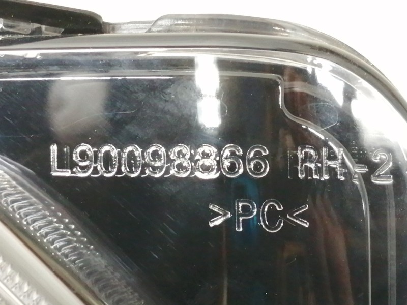 Recambio de piloto delantero derecho para volkswagen polo advance referencia OEM IAM L90098866 2G0941662B14S 89251781 L90115239 