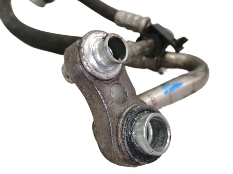 Recambio de tubos aire acondicionado para opel insignia berlina cosmo referencia OEM IAM 13220107  