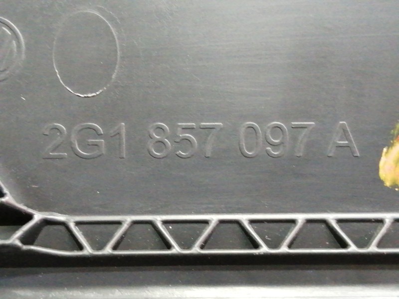 Recambio de guantera para volkswagen polo advance referencia OEM IAM 2G1857097G82V 2G1857097 2G1857097G82V 2G1857101A 2G1857101 