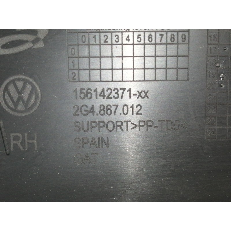 Recambio de guarnecido puerta delantera derecha para volkswagen polo advance referencia OEM IAM 2G4867012 156142371XX / 2G486701