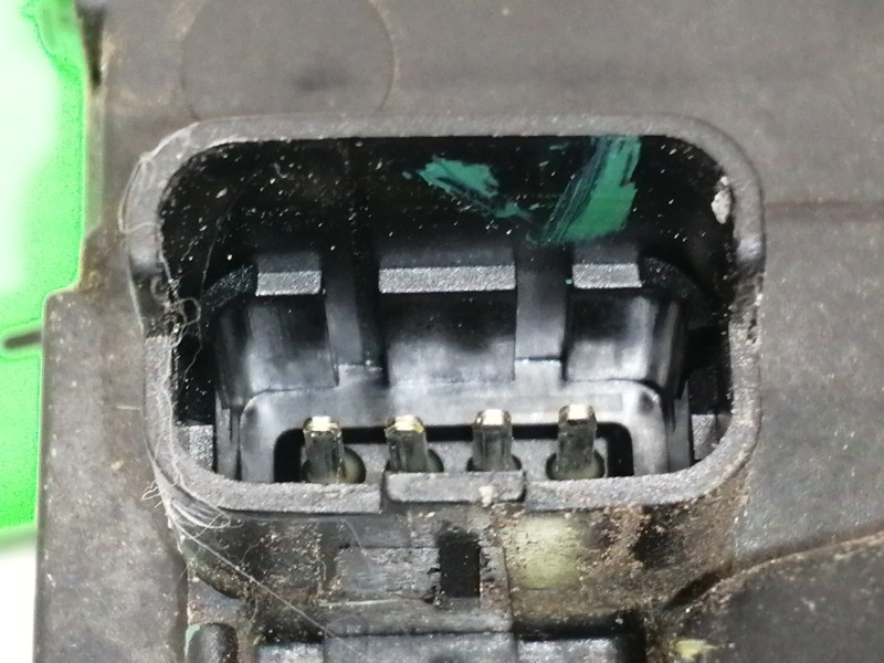 Recambio de cerradura puerta delantera derecha para renault megane iii coupe dynamique referencia OEM IAM 805020003R  