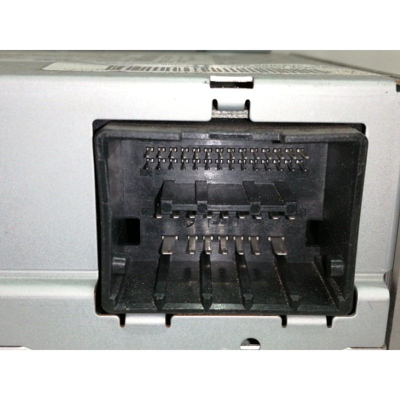 Recambio de sistema audio / radio cd para opel insignia berlina cosmo referencia OEM IAM 13317120  