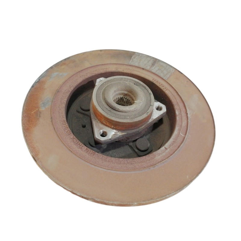 Recambio de mangueta trasera izquierda para opel insignia berlina cosmo referencia OEM IAM 13502621  