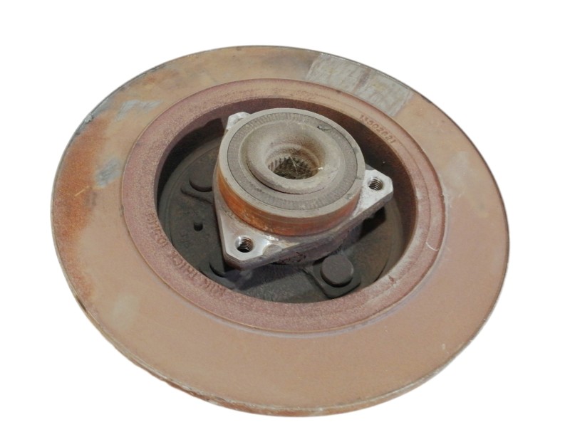 Recambio de mangueta trasera izquierda para opel insignia berlina cosmo referencia OEM IAM 13502621  