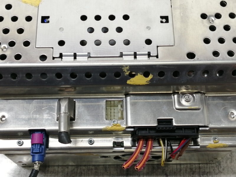 Recambio de sistema audio / radio cd para mercedes-benz clase s (w221) berlina 320 / 350 cdi (221.022) referencia OEM IAM A22187