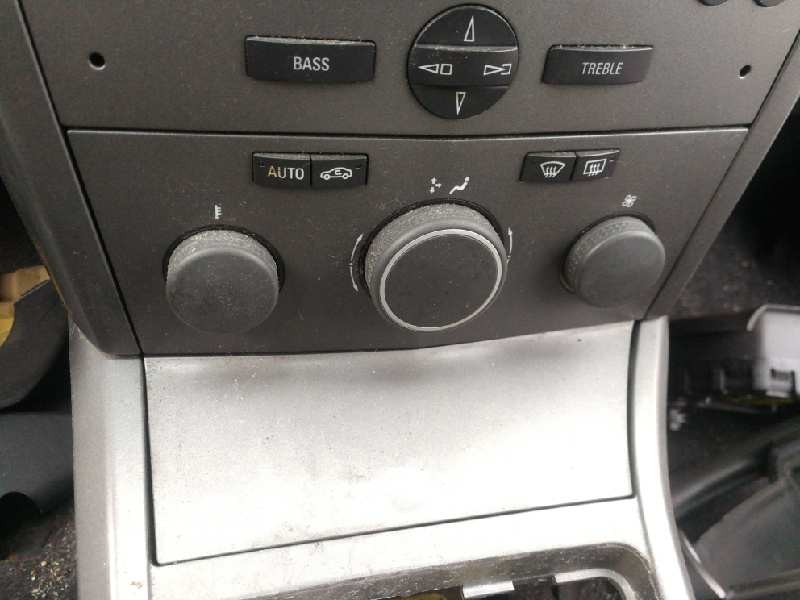 Recambio de mando calefaccion / aire acondicionado para opel astra gtc enjoy referencia OEM IAM 13122963 13100105 331985