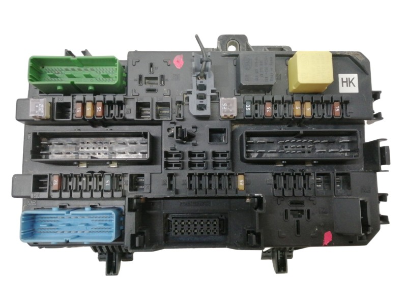 Recambio de caja reles / fusibles para opel astra h berlina elegance referencia OEM IAM 5DK00866932  