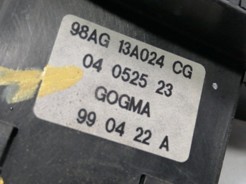 Recambio de mando luces para ford focus berlina (cak) ghia referencia OEM IAM 98AG13A024CG 04052523 990422A