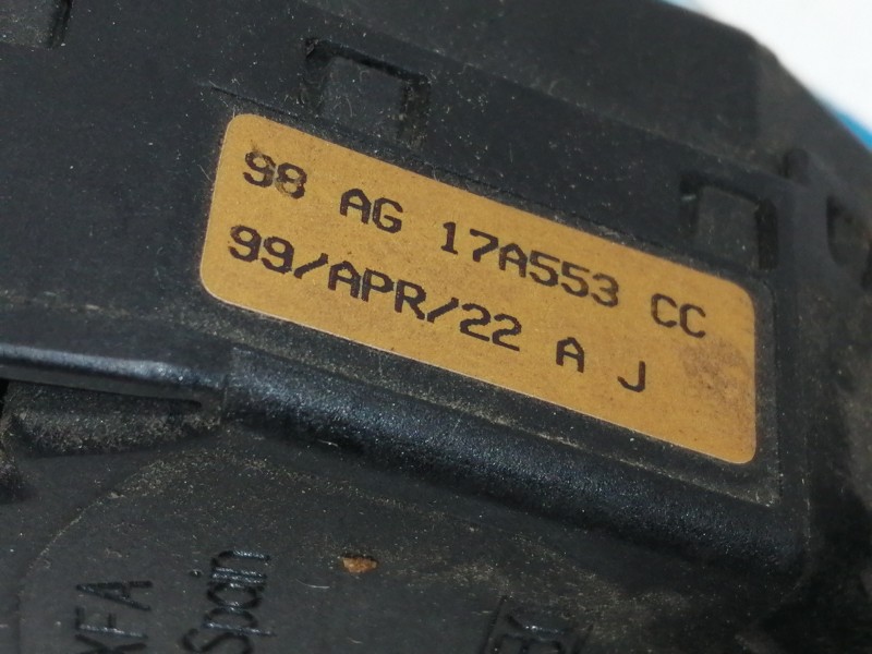 Recambio de mando limpia para ford focus berlina (cak) ghia referencia OEM IAM 98AG17A553CC  