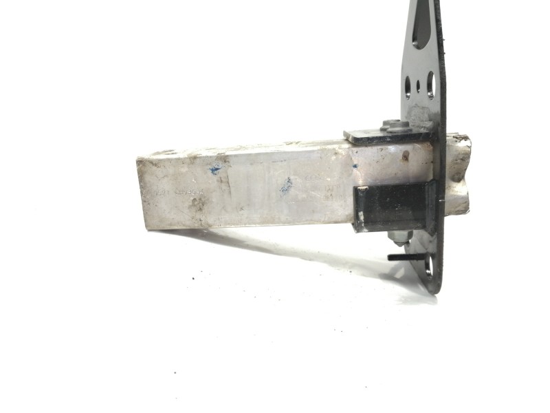 Recambio de refuerzo paragolpes delantero para audi a6 berlina (4f2) 2.0 tdi referencia OEM IAM 4F0807133  