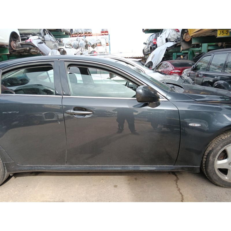 Recambio de puerta delantera derecha para lexus is ii (_e2_) 220d (ale20) referencia OEM IAM 6700153040  