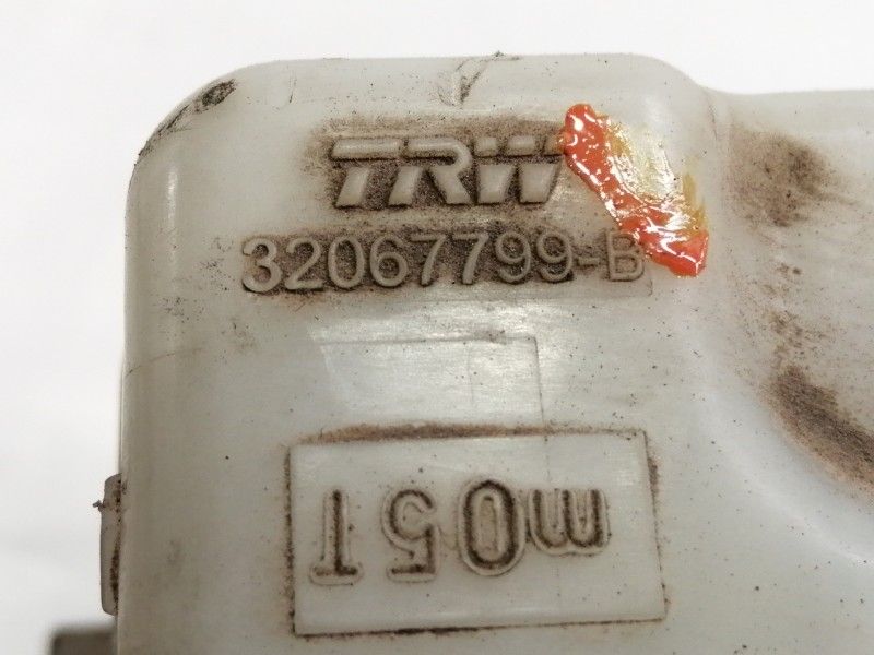 Recambio de bomba freno para alfa romeo 159 (140) 1.9 jtdm 16v elegante referencia OEM IAM 32067799B  