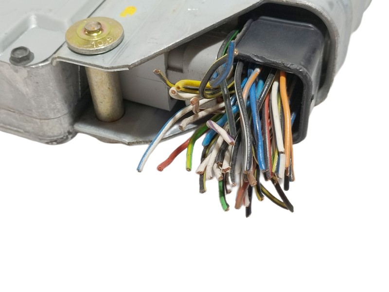 Recambio de centralita motor uce para ford focus berlina (cak) ghia referencia OEM IAM 98AB12A532AE  