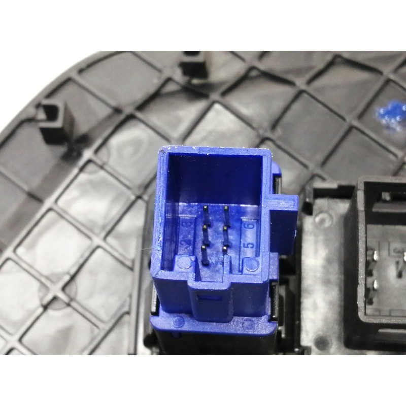 Recambio de warning para volkswagen polo advance referencia OEM IAM 2G1919225RDY 2G0953509KQ 