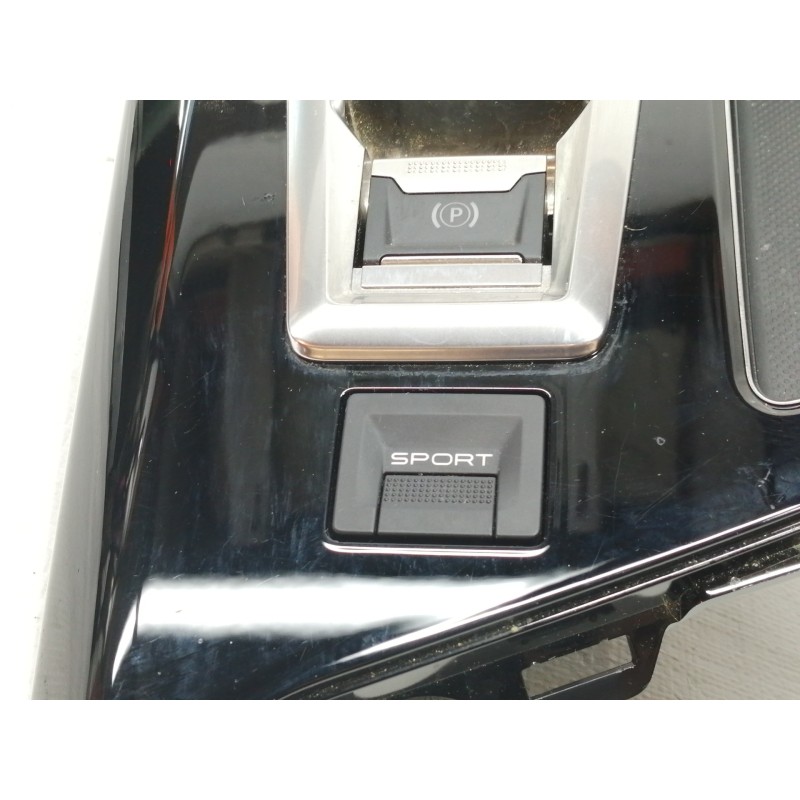 Recambio de guarnecidos palanca cambio para peugeot 3008 active referencia OEM IAM 9804007480 1010869709 / 9810593577 / 98150494