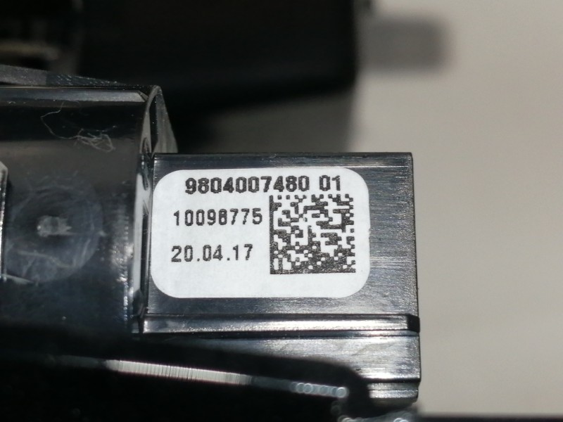 Recambio de guarnecidos palanca cambio para peugeot 3008 active referencia OEM IAM 9804007480 1010869709 / 9810593577 / 98150494