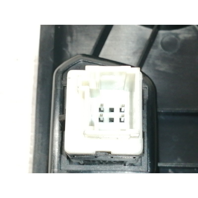 Recambio de guarnecidos palanca cambio para peugeot 3008 active referencia OEM IAM 9804007480 1010869709 / 9810593577 / 98150494